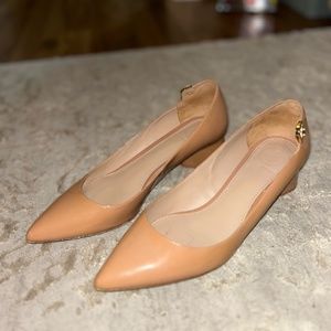 Tory Burch Nude Pumps